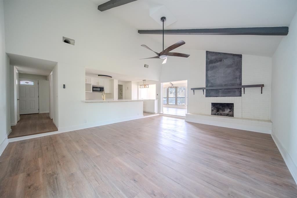 8820 S Normandale Street Property Photo 6