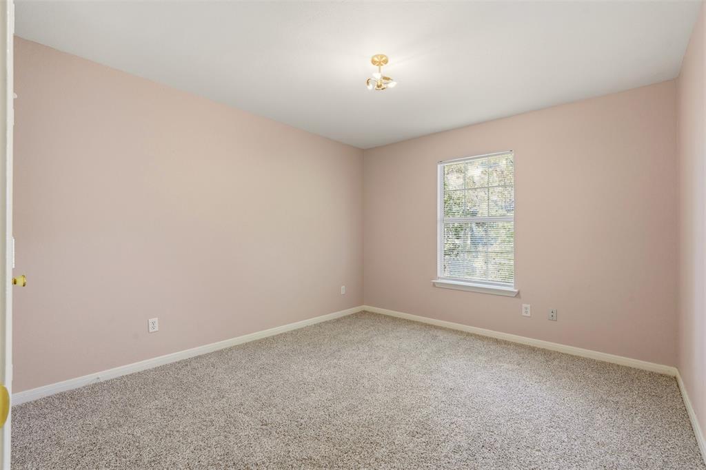 3102 Weisenberger Drive Property Photo 18