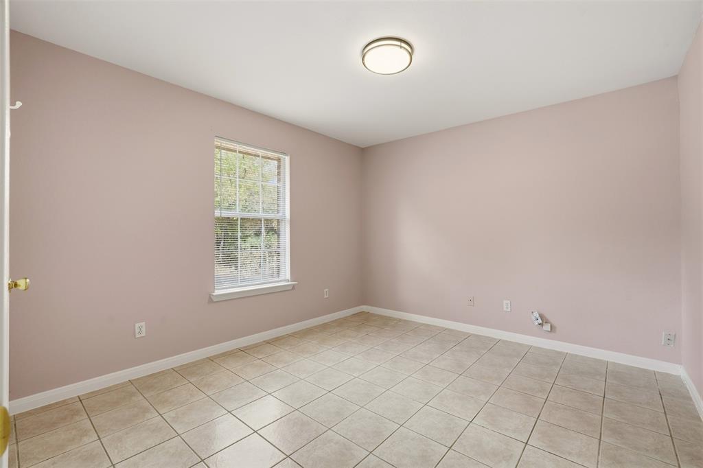 3102 Weisenberger Drive Property Photo 20