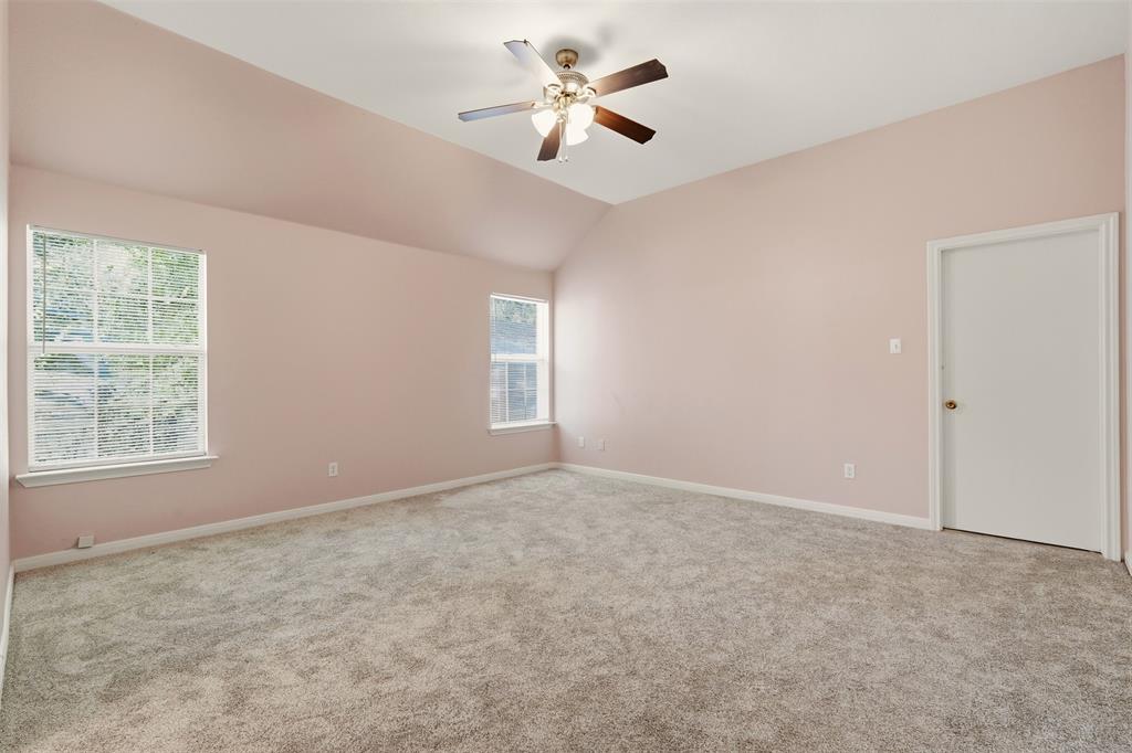 3102 Weisenberger Drive Property Photo 21