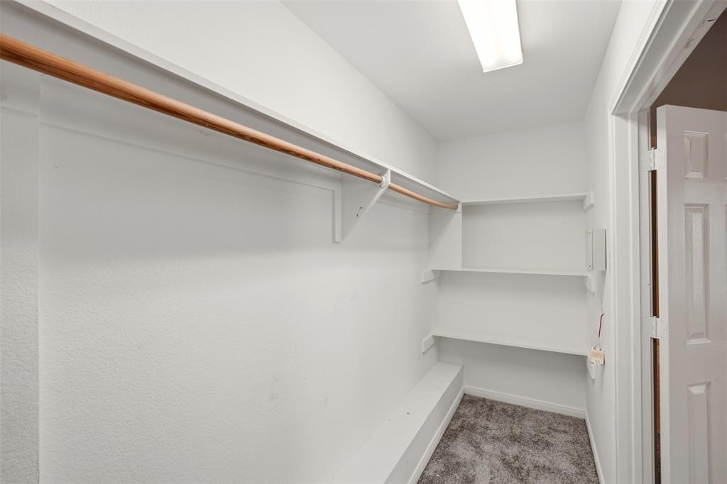 3102 Weisenberger Drive Property Photo 25