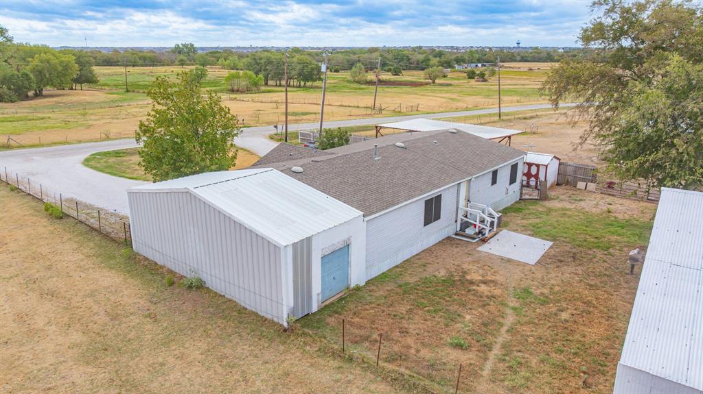 4703 Pure Country Lane Property Photo 9
