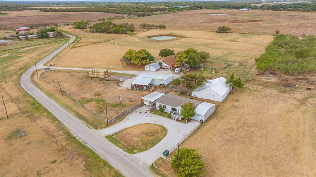 4703 Pure Country Lane Property Photo 10