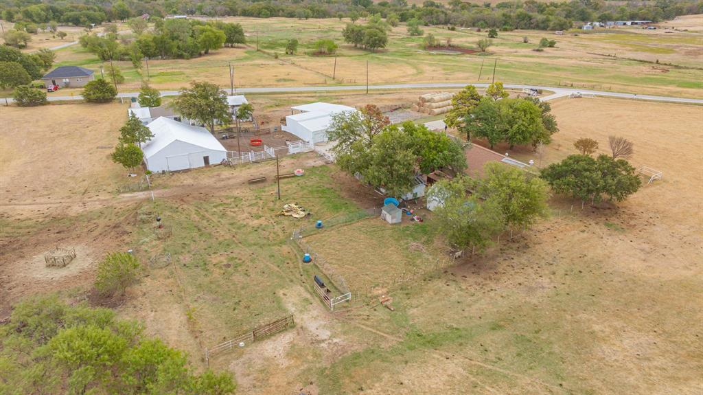 4703 Pure Country Lane Property Photo 14