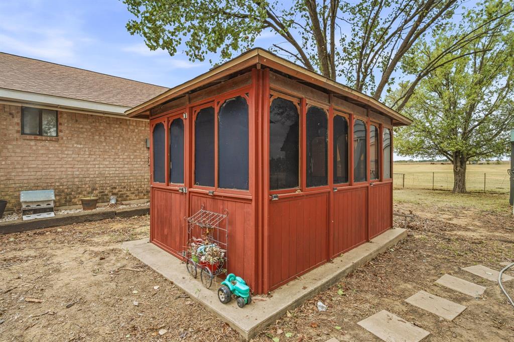 4703 Pure Country Lane Property Photo 21