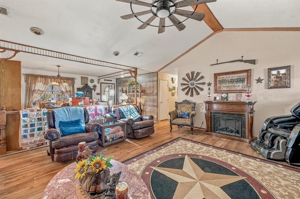 4703 Pure Country Lane Property Photo 23