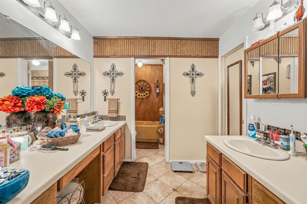 4703 Pure Country Lane Property Photo 31