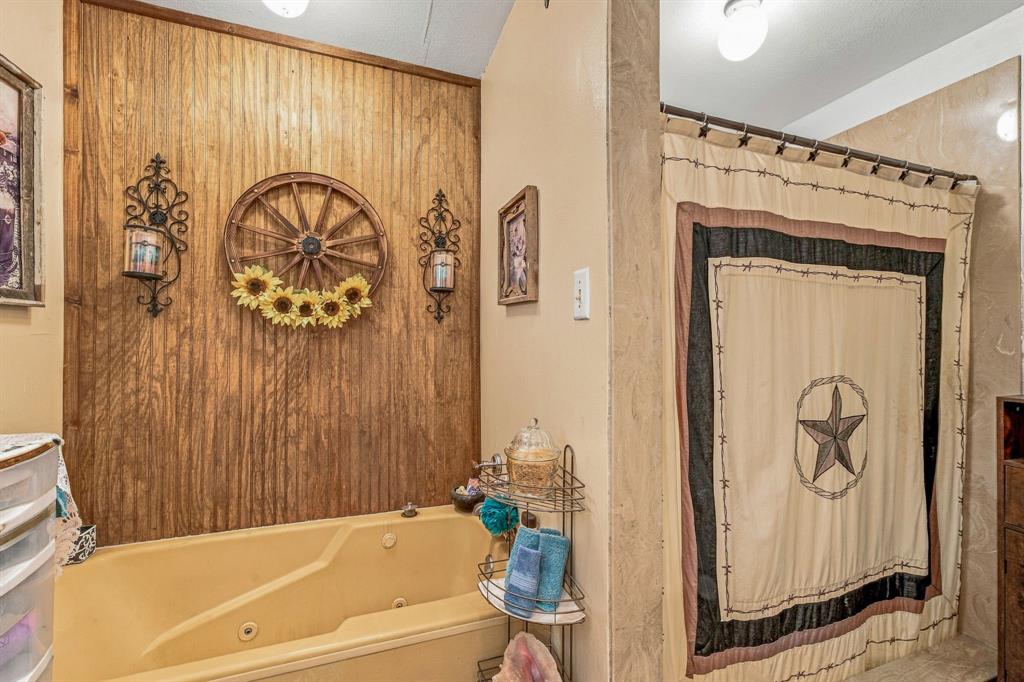4703 Pure Country Lane Property Photo 32