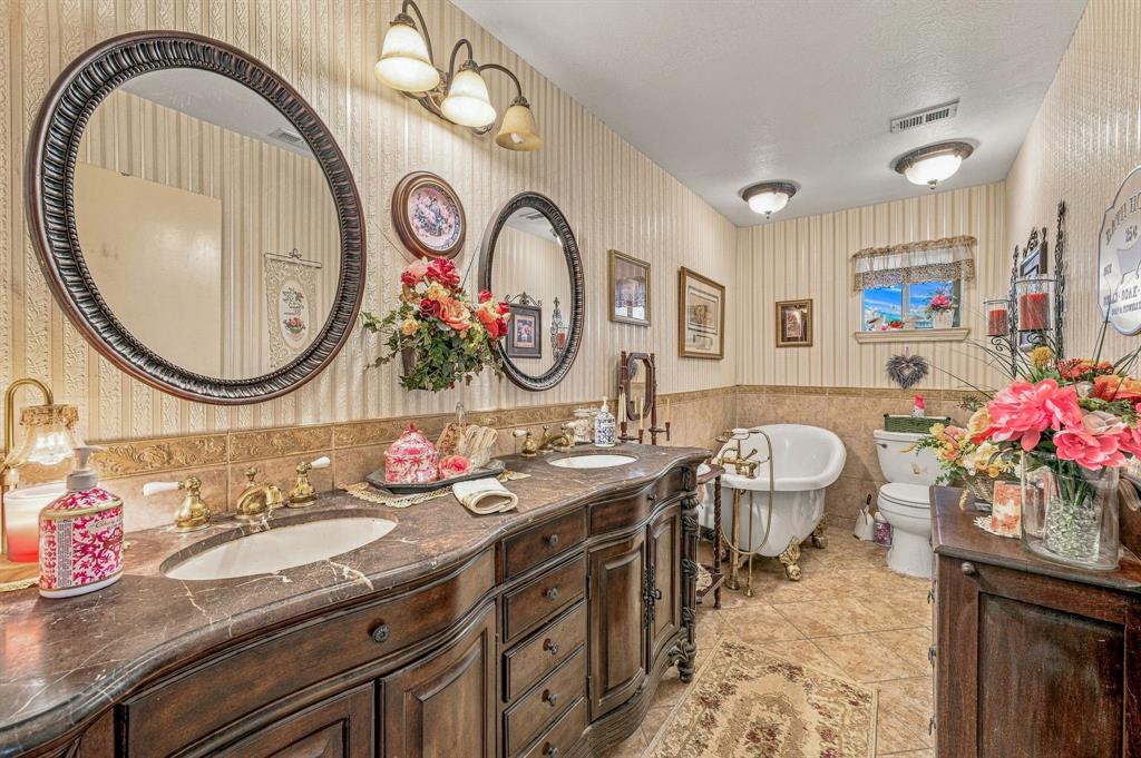 4703 Pure Country Lane Property Photo 37