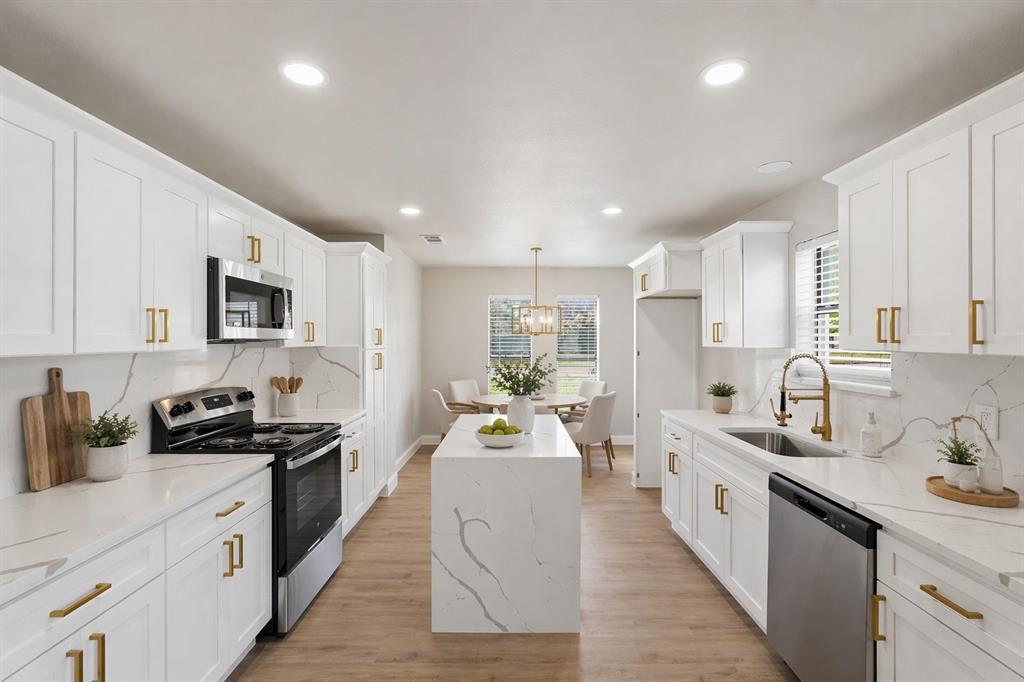 5514 Round Rock Road Property Photo 4