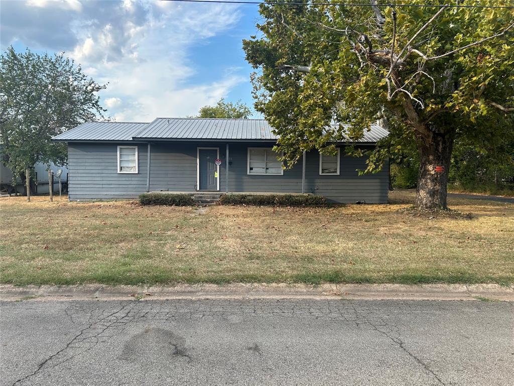 1608 W Kaufman Street Property Photo 1