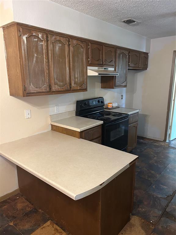 1608 W Kaufman Street Property Photo 6