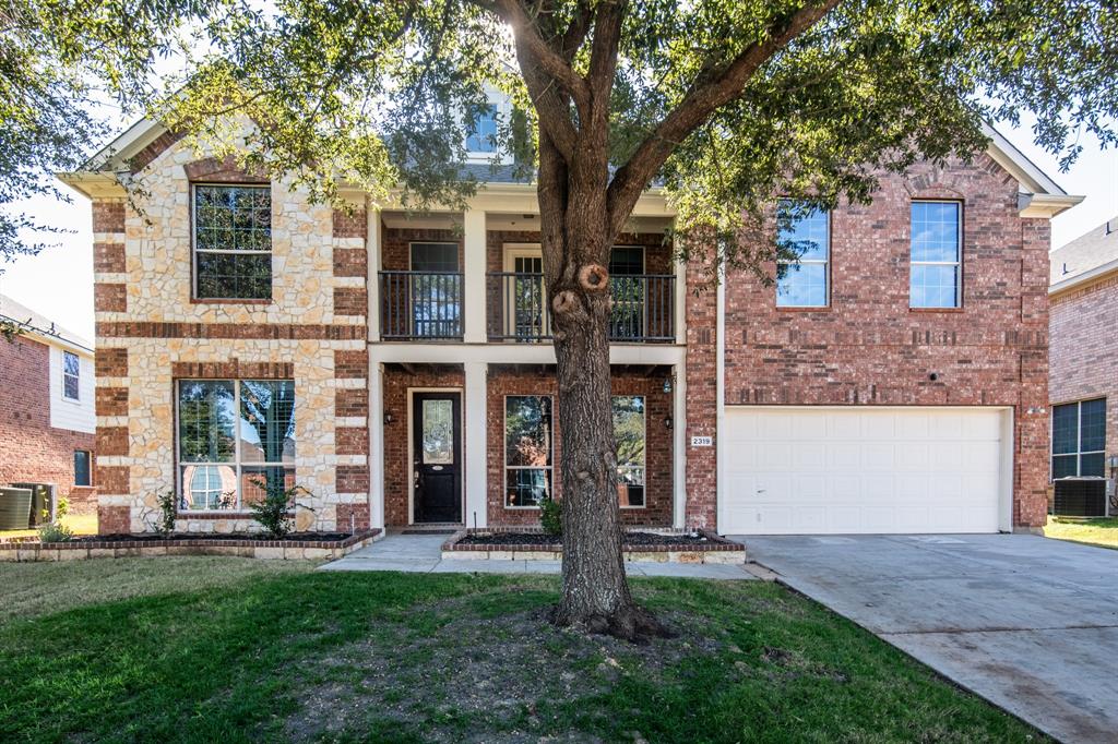 2319 Comanche Trail Property Photo 1