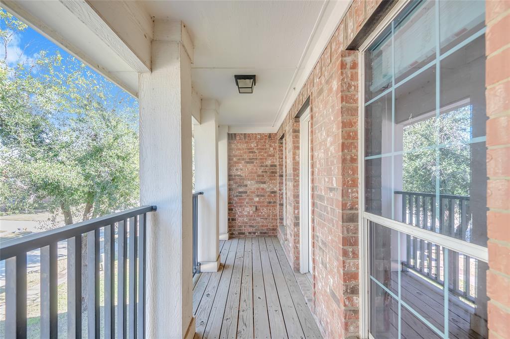 2319 Comanche Trail Property Photo 22