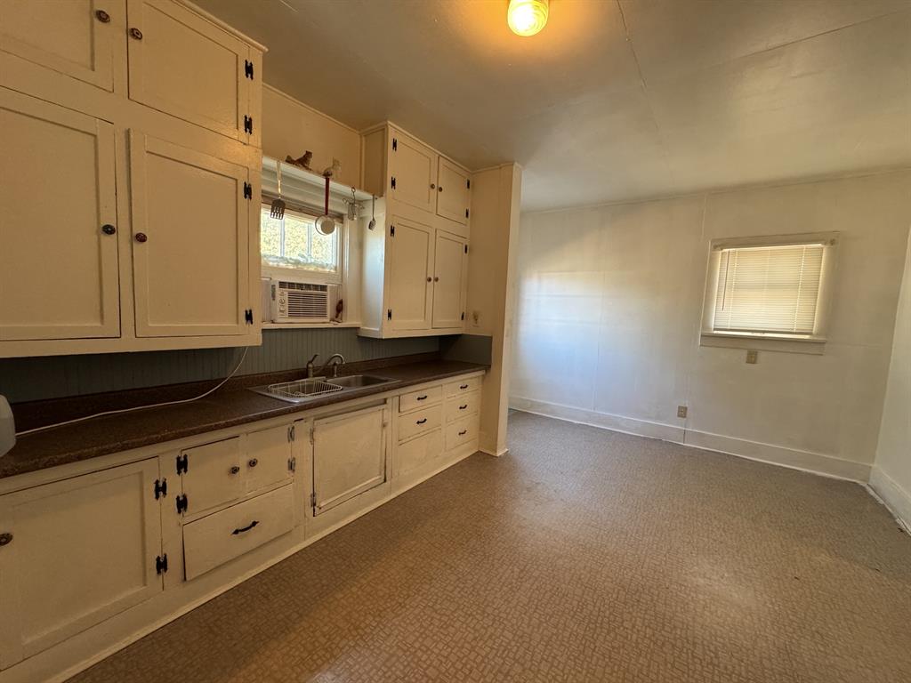 304 W Nevada Street Property Photo 5