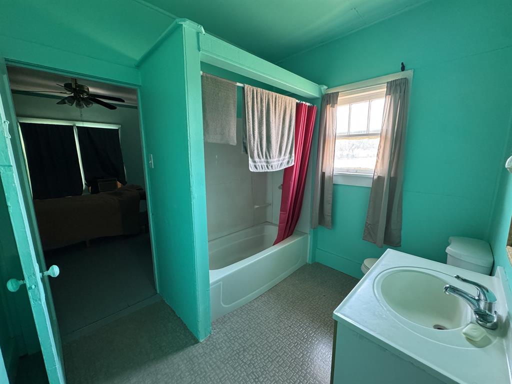 304 W Nevada Street Property Photo 7