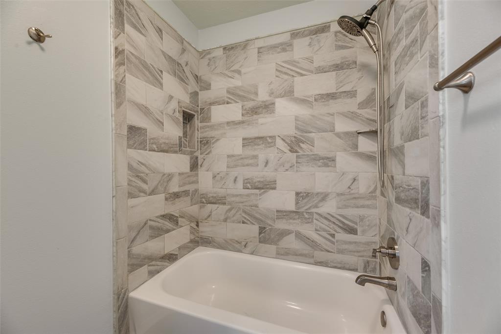 70 Winchester Drive Property Photo 14