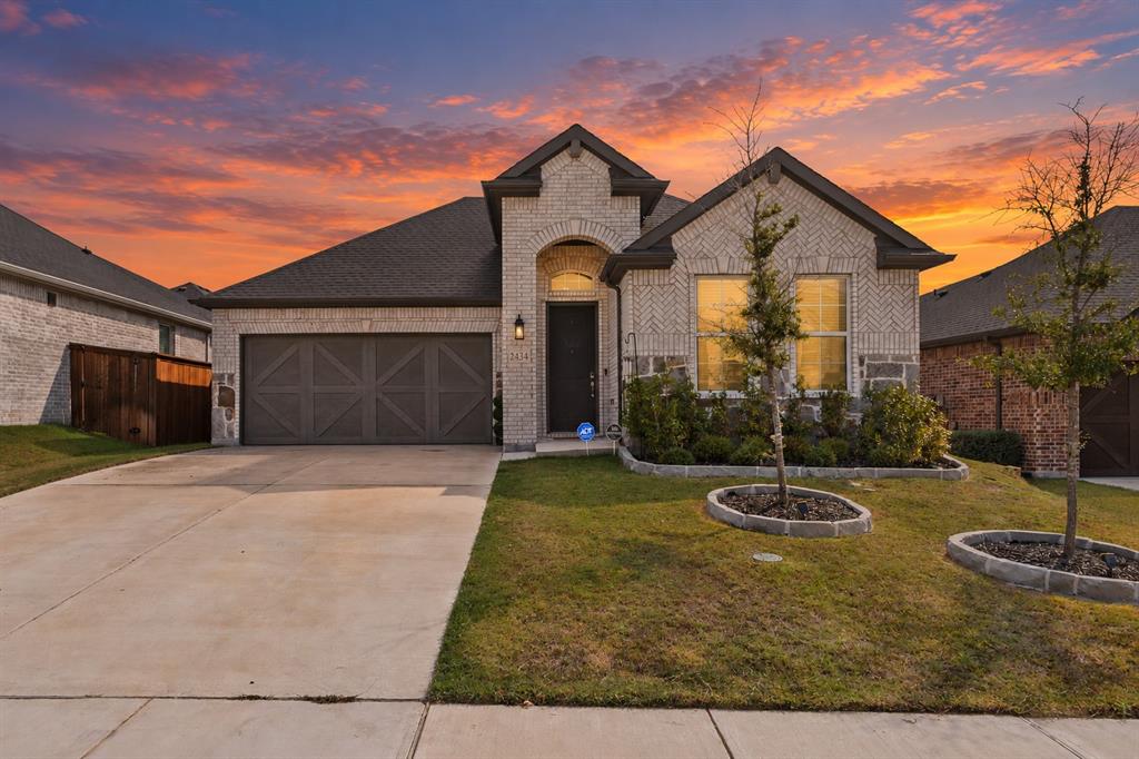2434 Pebble Bank Lane Property Photo 1