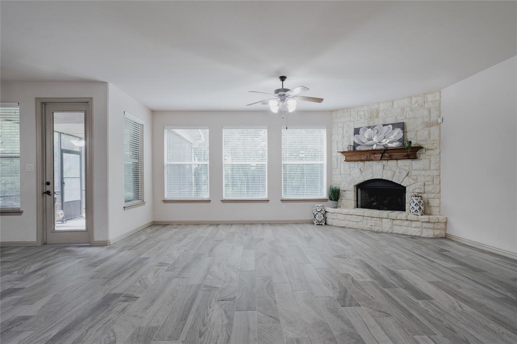 11828 State Highway 205 Property Photo 5