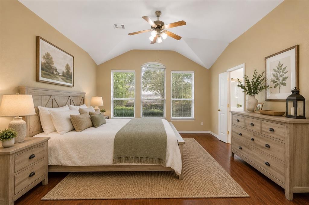 3329 Woodglen Drive Property Photo 2