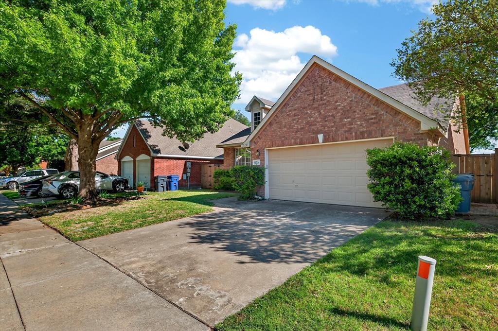 3329 Woodglen Drive Property Photo 7
