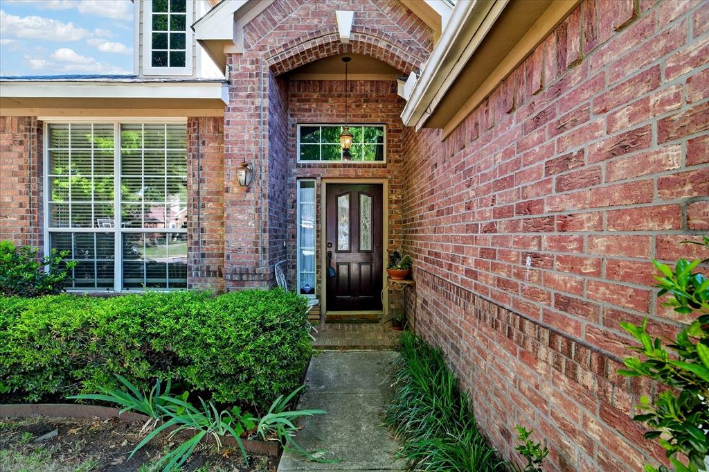3329 Woodglen Drive Property Photo 8