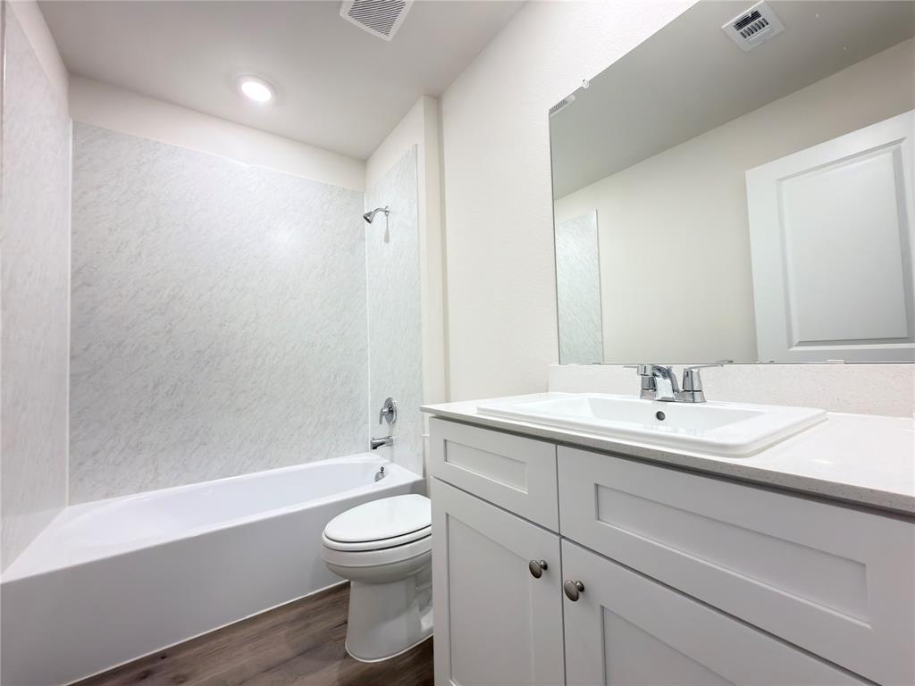 1216 Brook Lane Property Photo 6