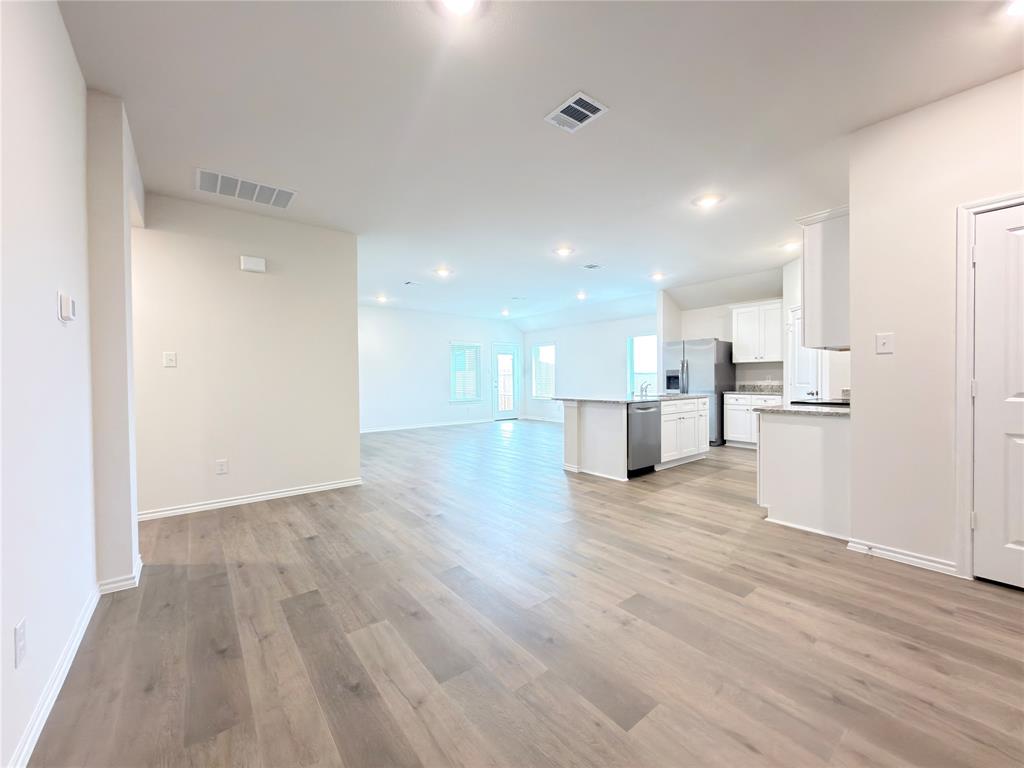 1216 Brook Lane Property Photo 10