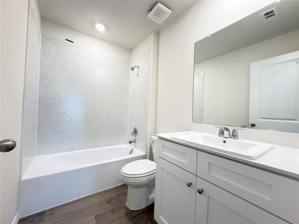 1216 Brook Lane Property Photo 17