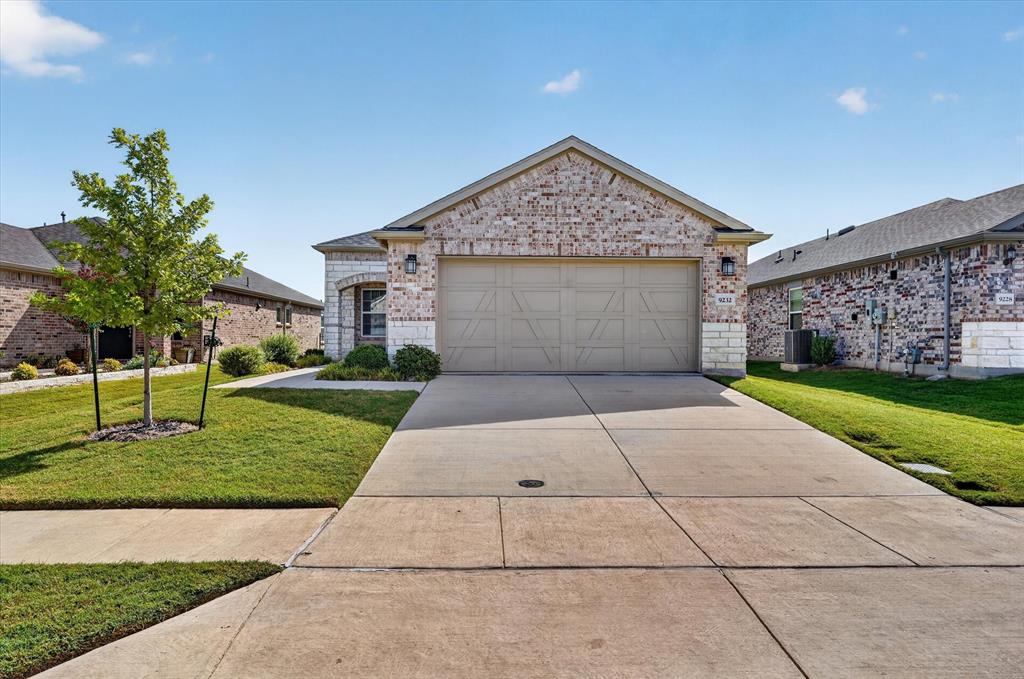 9232 Riverlight Road Property Photo 1