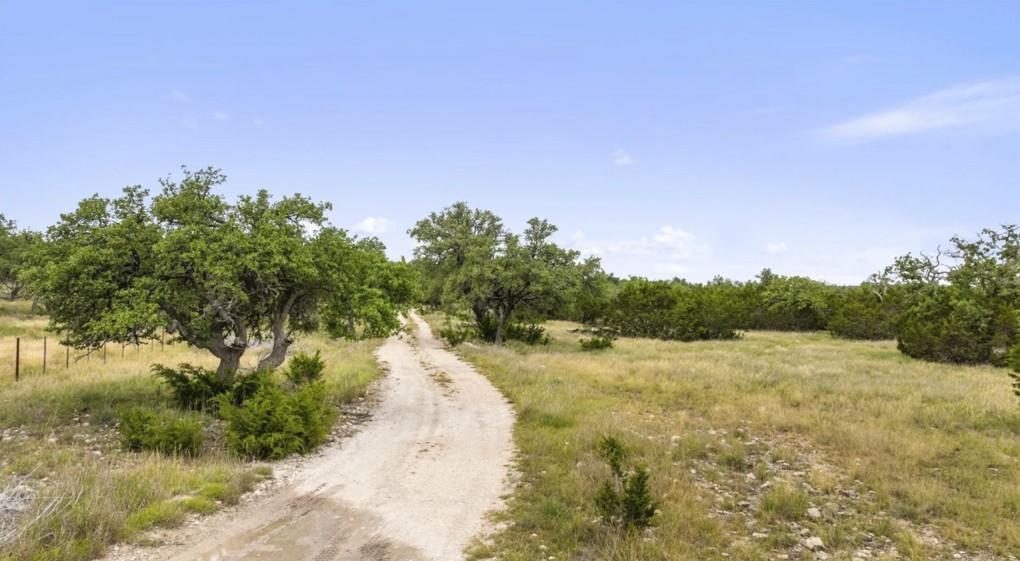 65 Miles Lane Property Photo 2