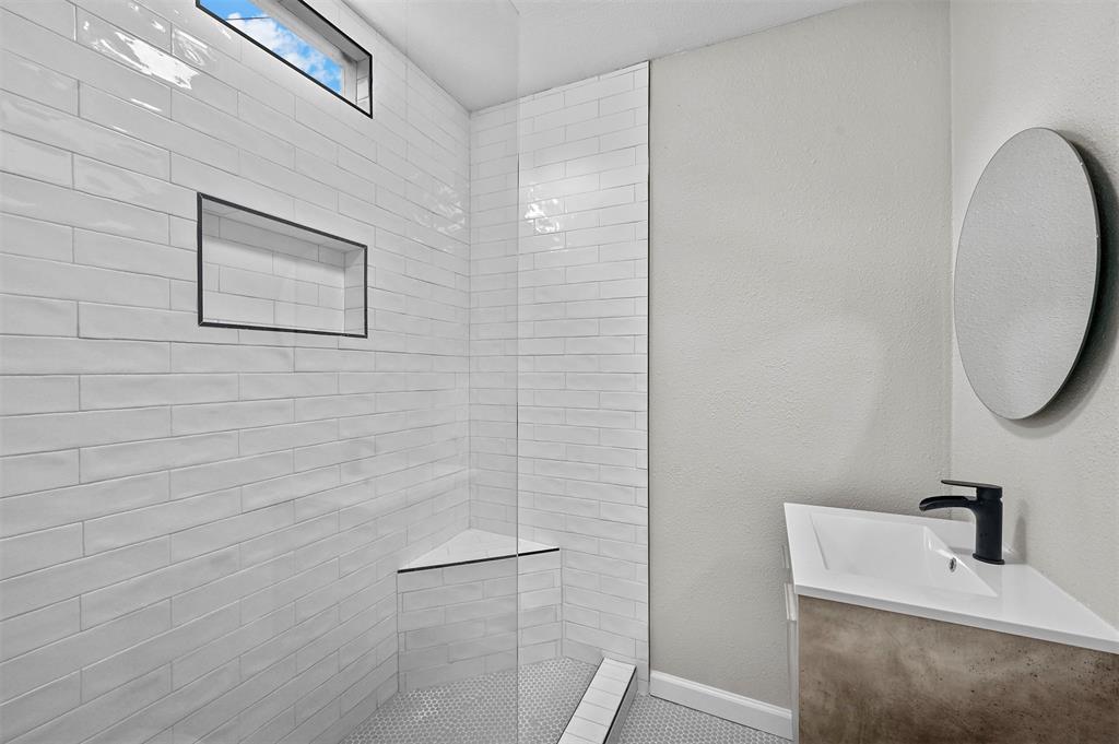 3677 Rockdale Drive Property Photo 10