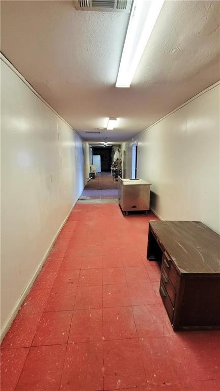 301 S Ellis Street Property Photo 11