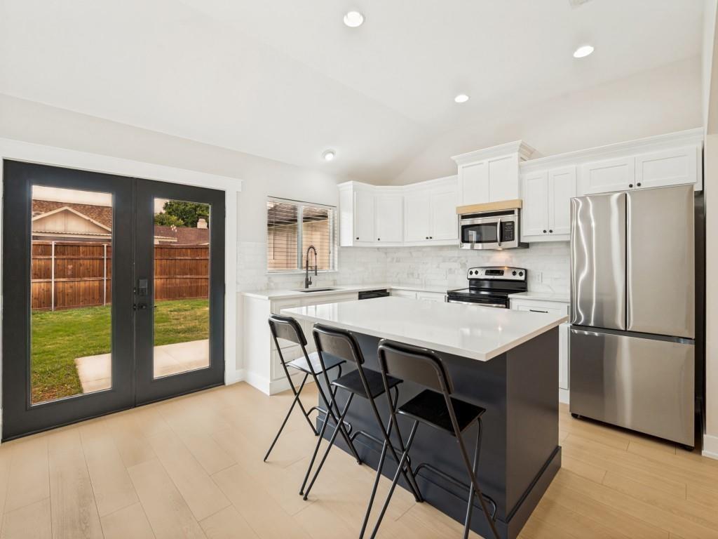 4433 Larner Street Property Photo 8