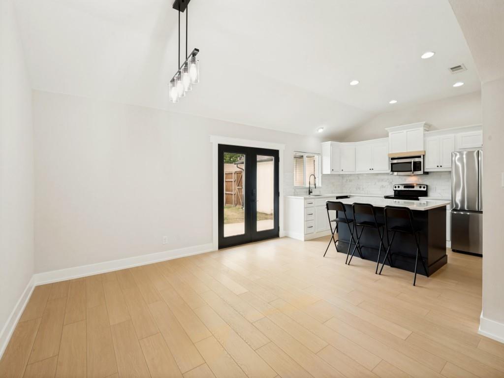 4433 Larner Street Property Photo 10