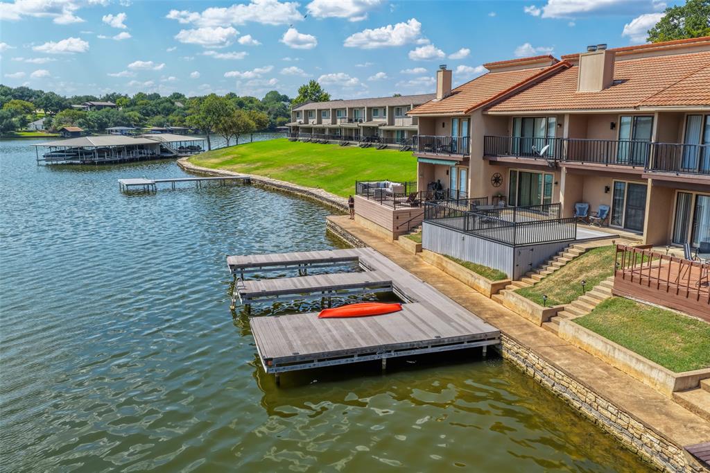 5515 Club Cove Court Property Photo 5