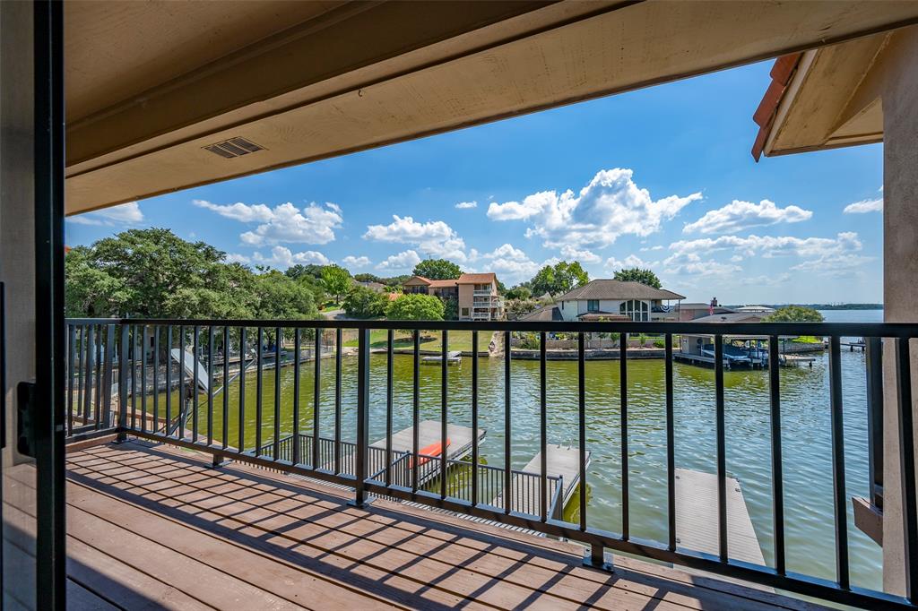 5515 Club Cove Court Property Photo 13