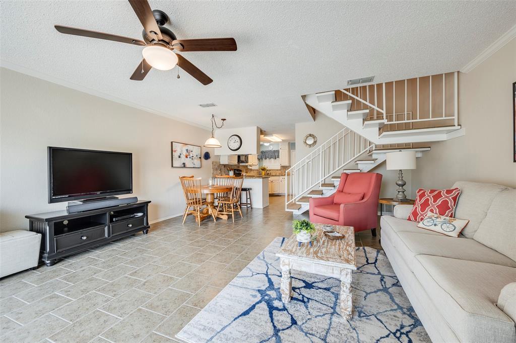 5515 Club Cove Court Property Photo 22