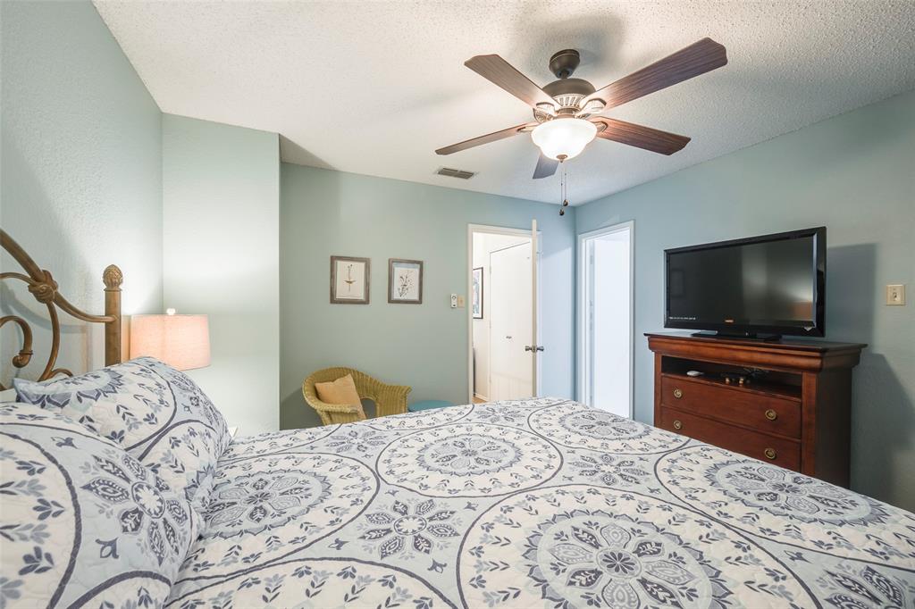 5515 Club Cove Court Property Photo 24
