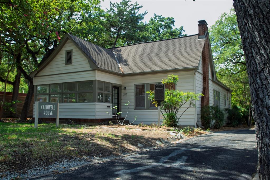 215 S Oconnor Road Property Photo 1
