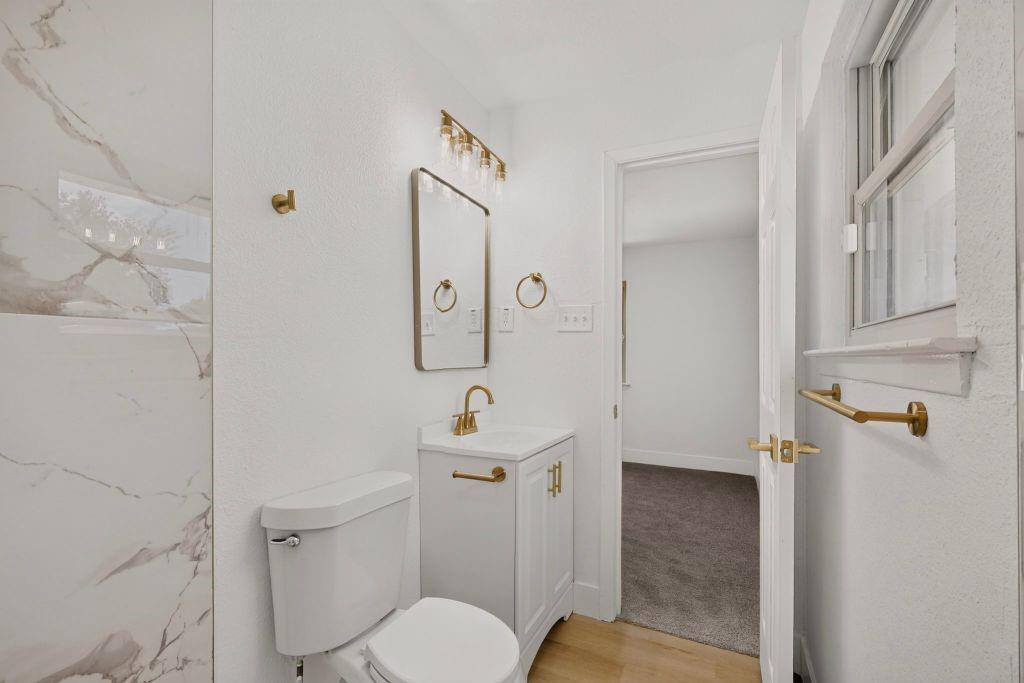 3204 Pacesetter Drive Property Photo 10