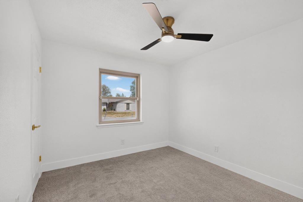 3204 Pacesetter Drive Property Photo 11