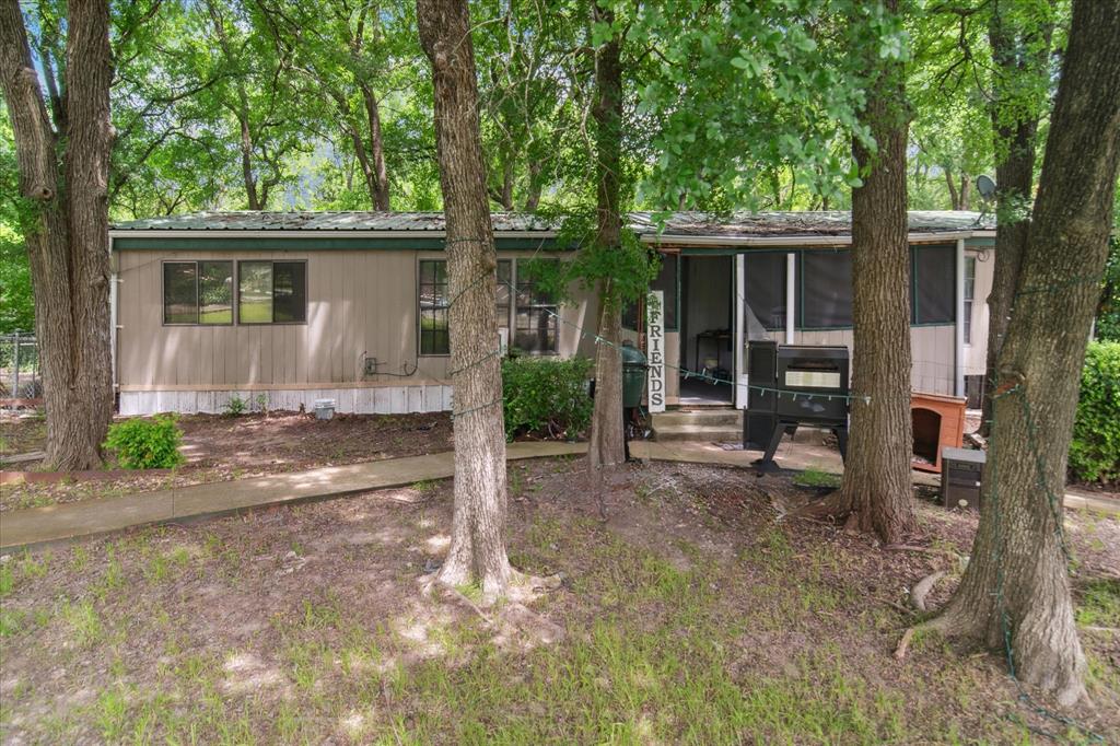 4804 Creekside Road Property Photo 4