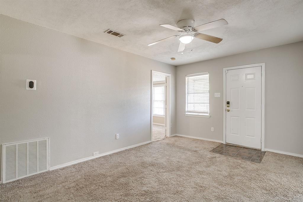 208 Wells Burnett Road Property Photo 6