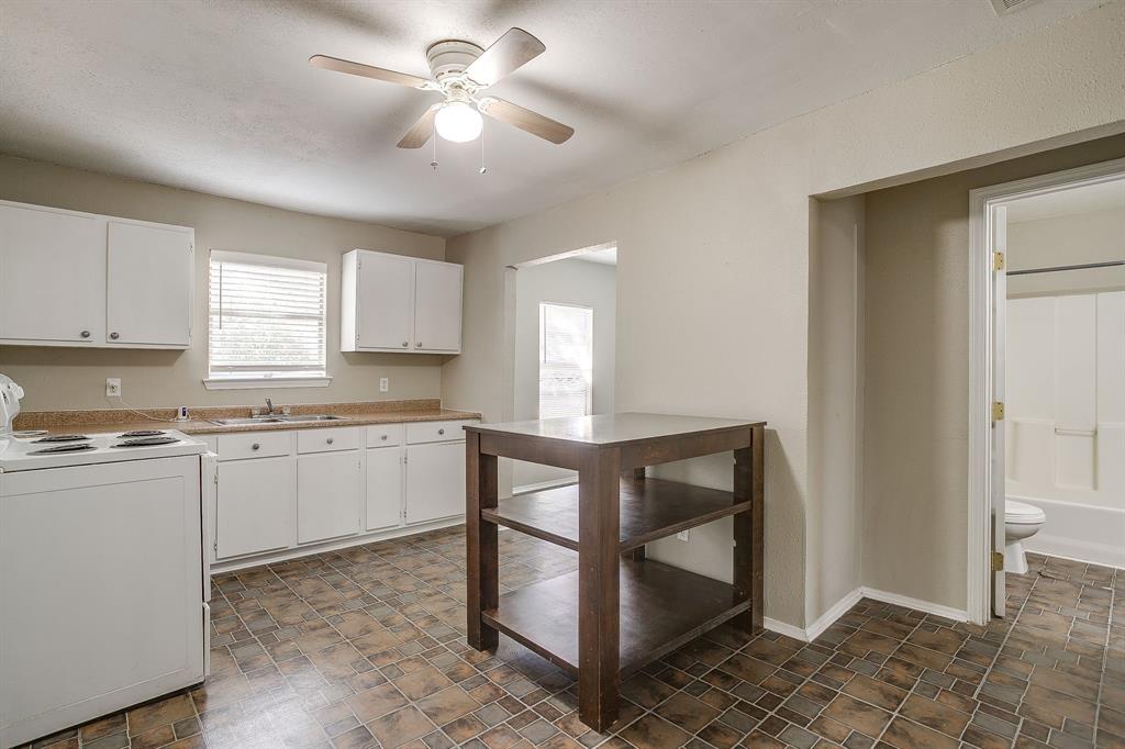 208 Wells Burnett Road Property Photo 8