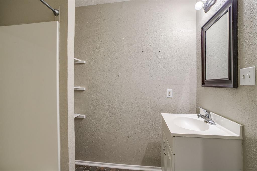 208 Wells Burnett Road Property Photo 17
