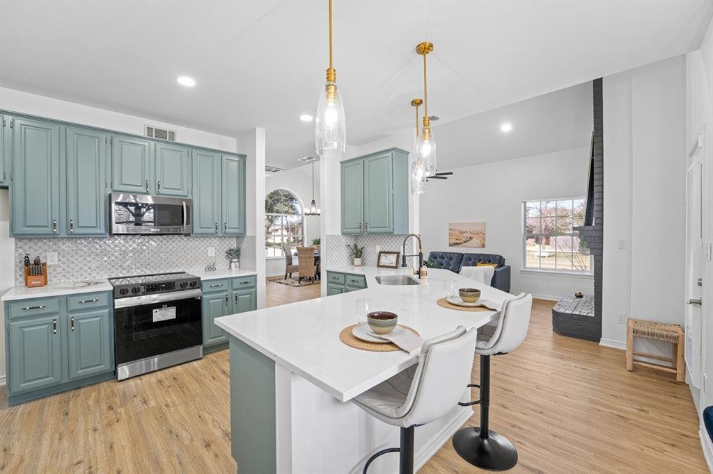 7022 Cottonwood Circle Property Photo 9