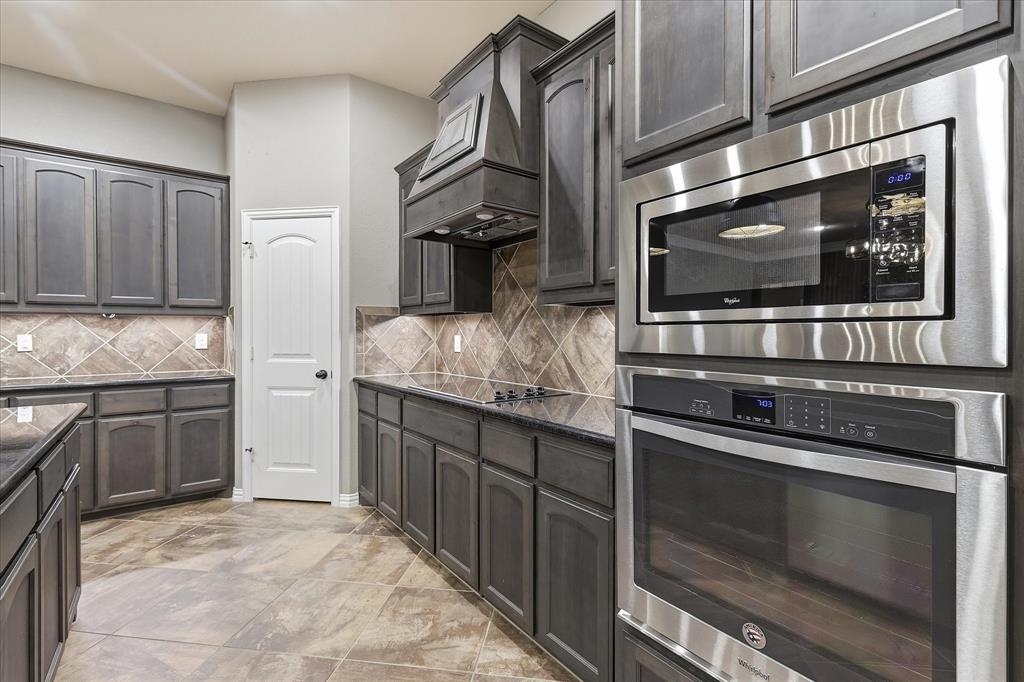 209 Highland Hills Boulevard Property Photo 16