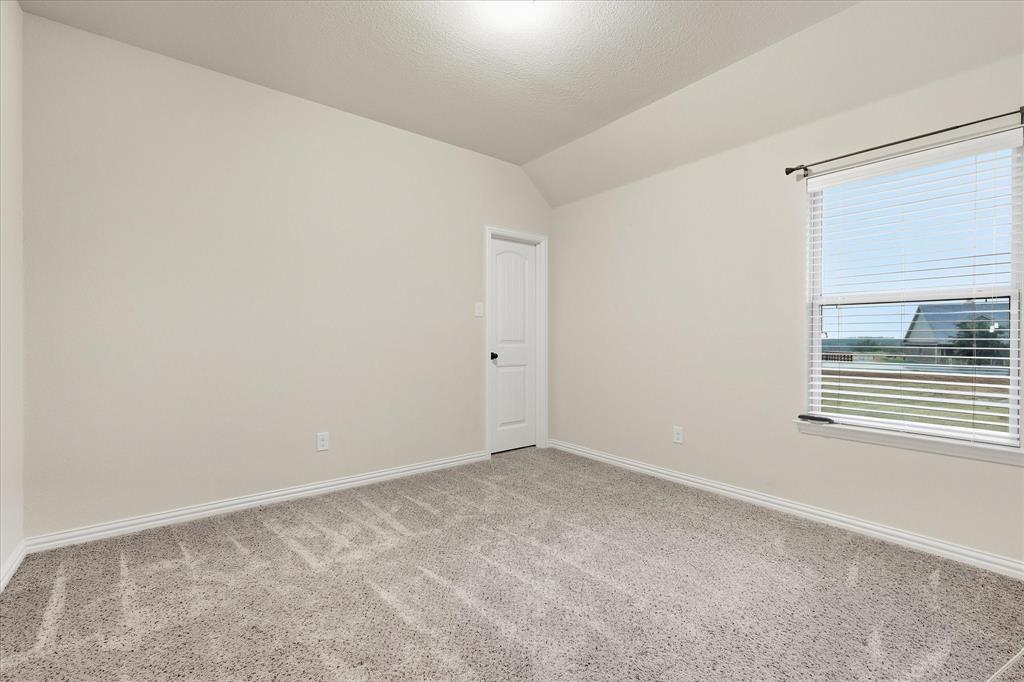 209 Highland Hills Boulevard Property Photo 34