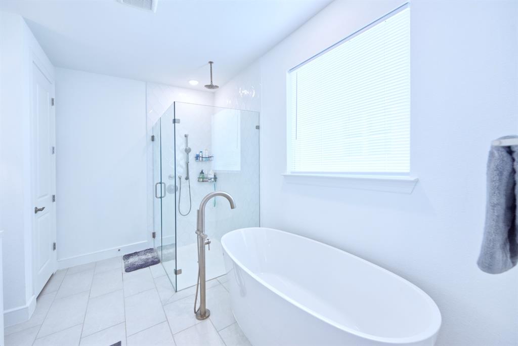 4312 Hollandwood Drive Property Photo 12